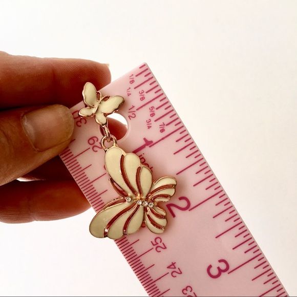 Cream & Gold Tone Enamel Dangle Butterfly Earrings NEW - Picture 7 of 7